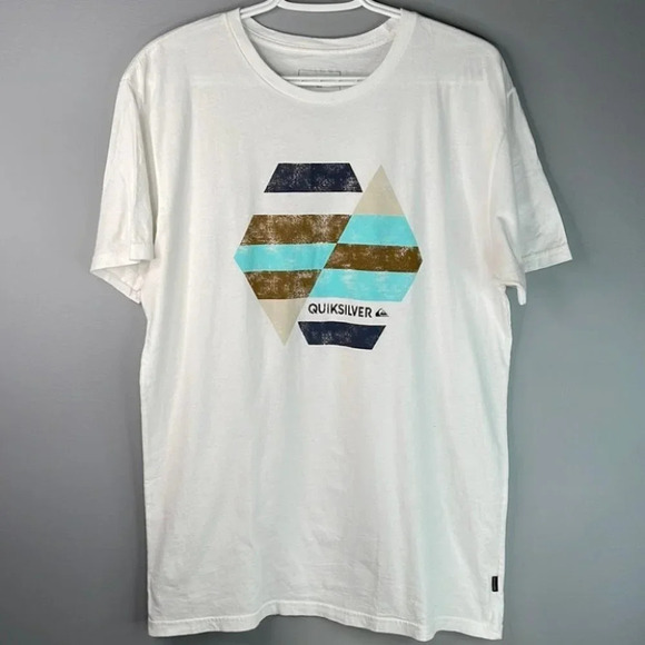 QUIKSILVER Graphic Logo T-Shirt White Crewneck Distressed Look  M - Picture 10 of 10